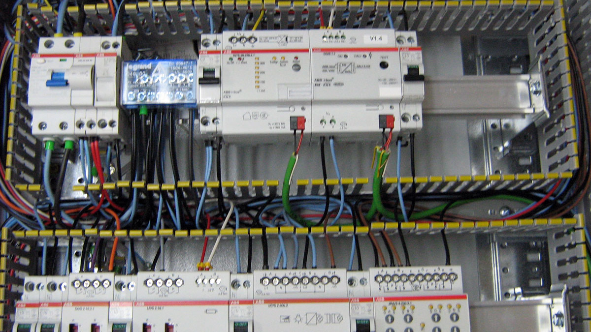 JC TELEC - MONTSALVY - Usines et industrie